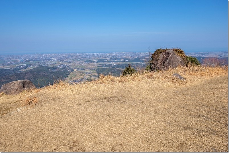 八面山 地球が丸く見える丘の展望台