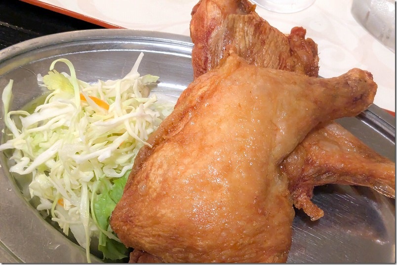 皆生温泉で外で夕食 居酒屋レストラン たつ美 チキンレッグ定食