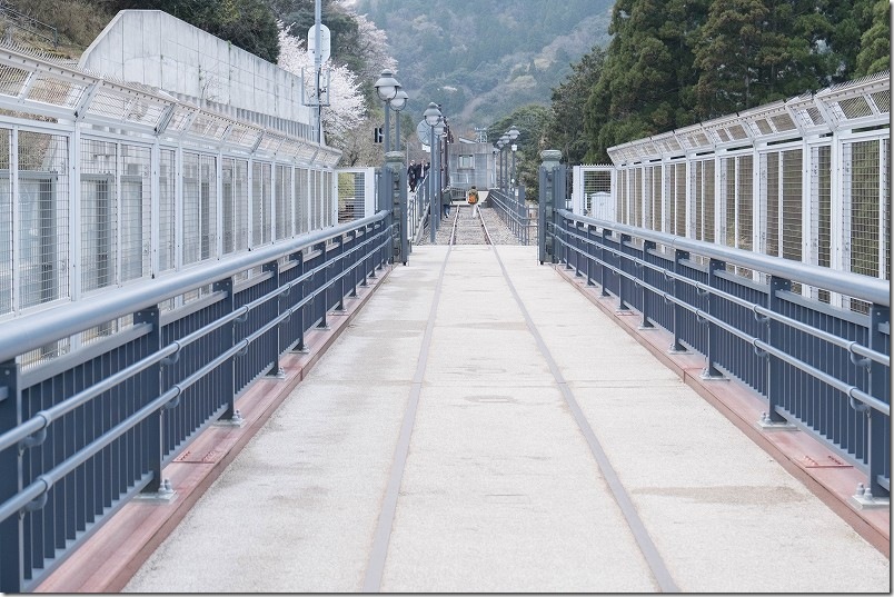餘部駅・空の駅展望施設 鉄橋のレール跡