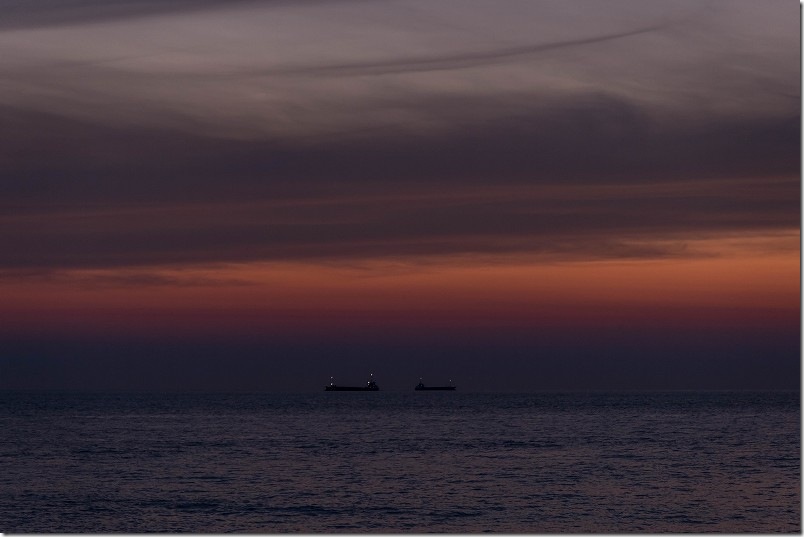 toto・ん・トコ キャンプ場 の 夕日【20:00 toto・ん・トコのキャンプ場 夕闇の海と空】