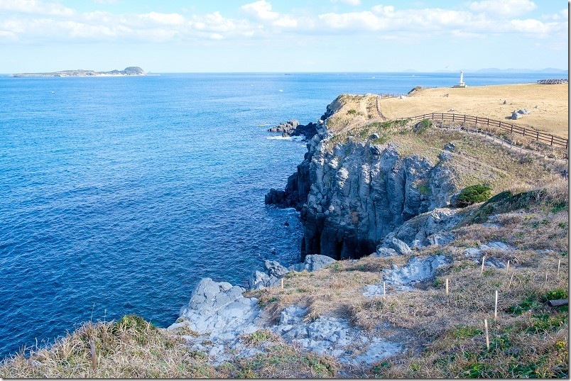 呼子 加部島展望台 絶壁と一面の海