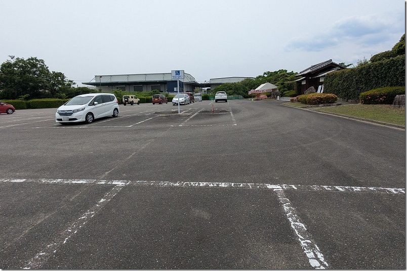 大和中央公園花しょうぶ園 駐車場