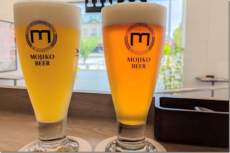 門司港 地ビール ヴァイツェン(左)とベールエール(右) 880円 門司港駅