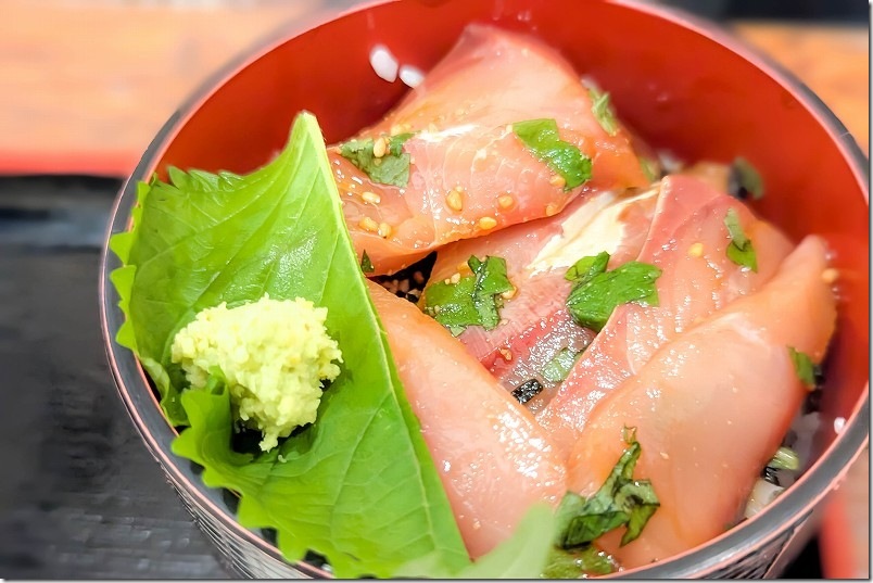 塩で食べる海鮮てんぷら汐彩【ランチ 食レポ】 ミニりゅうきゅう丼