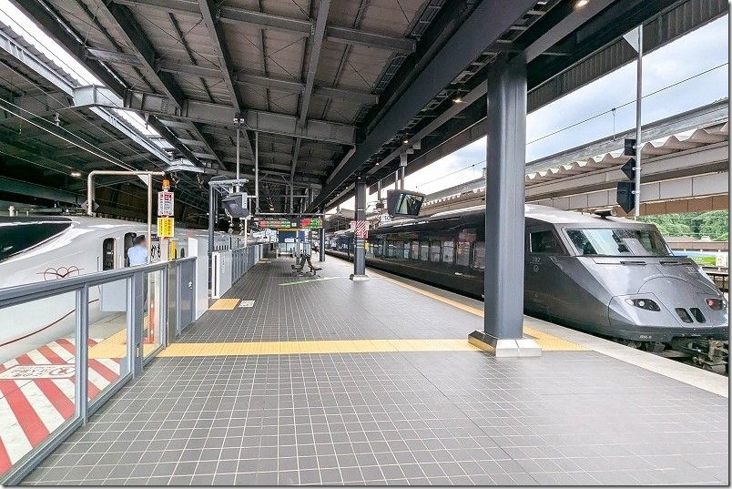 武雄温泉駅で乗り換え【特急 リレーかもめ ⇒ 西九州新幹線】