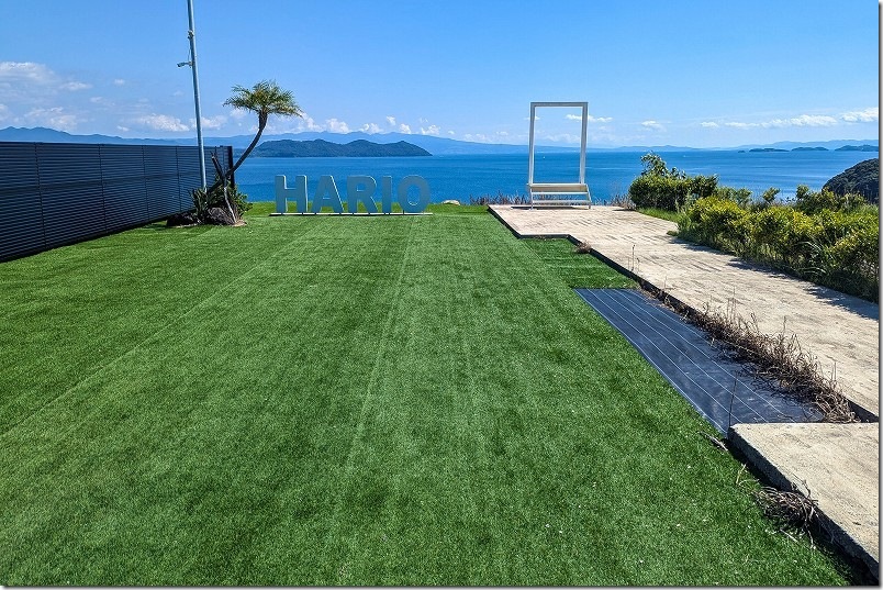 インドカレー ガネーシャ HARIOのオブジェと海 インドカレー ガネーシャ HARIOのオブジェと海