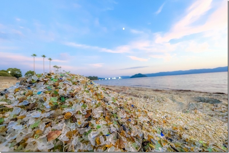 月とガラスの砂浜 月とガラスの砂浜