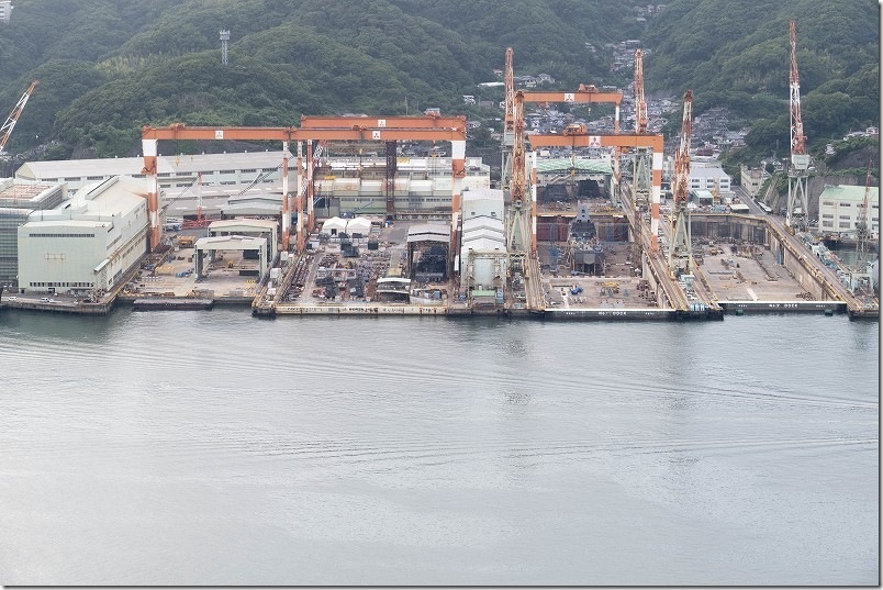 三菱重工長崎造船所（海上自衛隊の護衛艦） 鍋冠山展望台からの景観