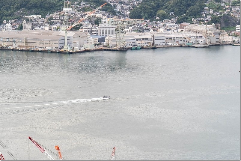 三菱重工長崎造船所のジャイアント・カンチレバークレーン 鍋冠山展望台からの景観