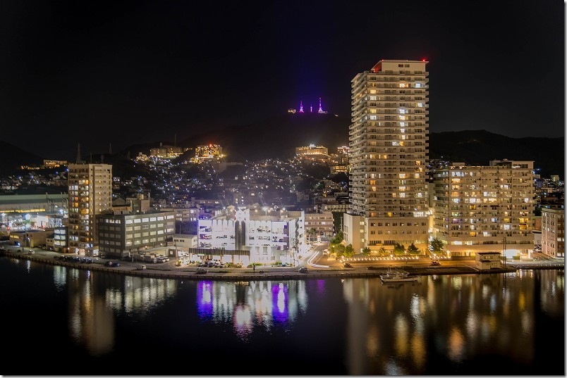 長崎県庁 8F 展望テラスからの夜景 稲佐山方面の夜景