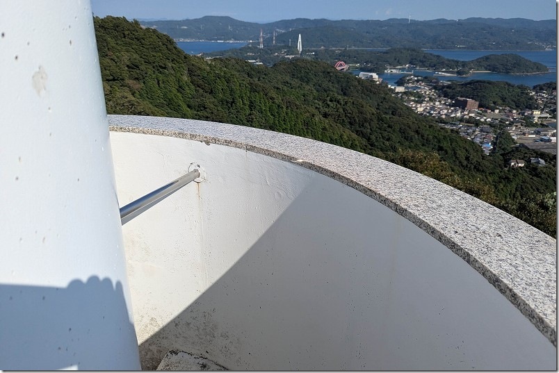 百合ケ岳公園展望台 ハシゴの上の展望台