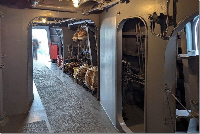 護衛艦 しらぬい 3連装短魚雷発射管【水上発射管HQS-303】