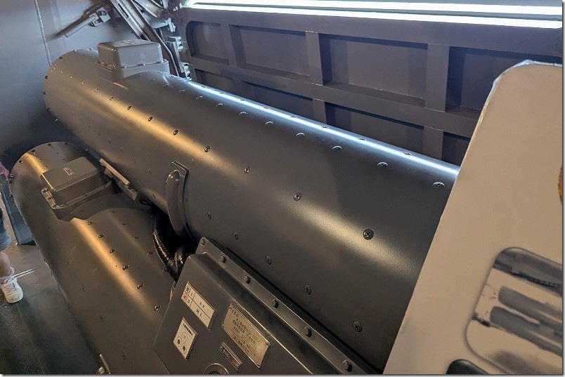 護衛艦 しらぬい 3連装短魚雷発射管【水上発射管HQS-303】