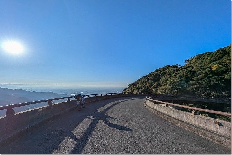 からほけ谷大橋のループ橋 佐賀平野を見下ろす