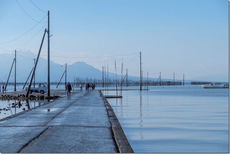海に伸びる長部田海床路の終点 14:45到着
