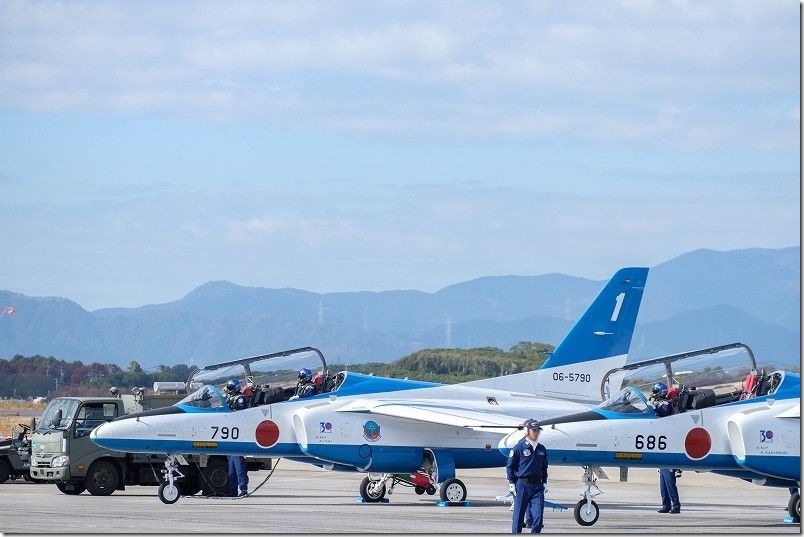 離陸準備を進めるブルーインパルス