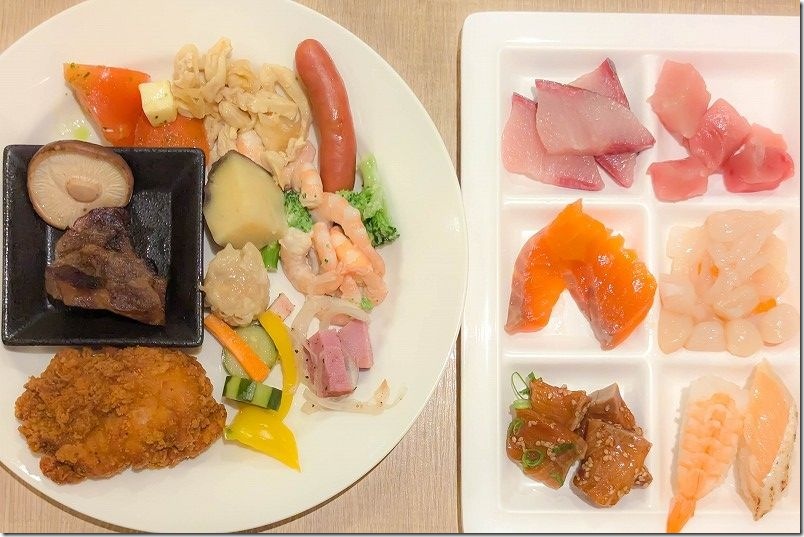 亀の井ホテル 夕食のバイキングを頂く！ お刺身やステーキ、サラダ