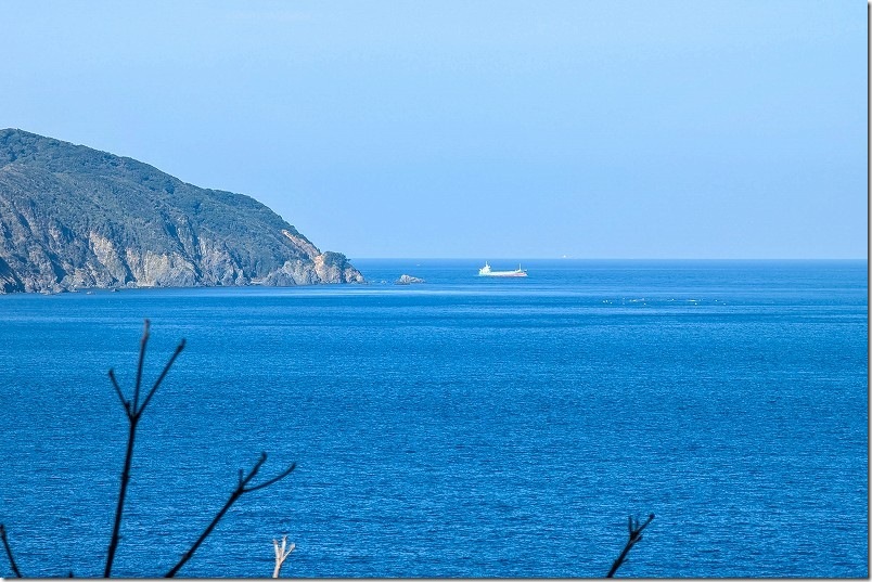 九州本土 沖ノ島展望所から沖ノ島が見える方向