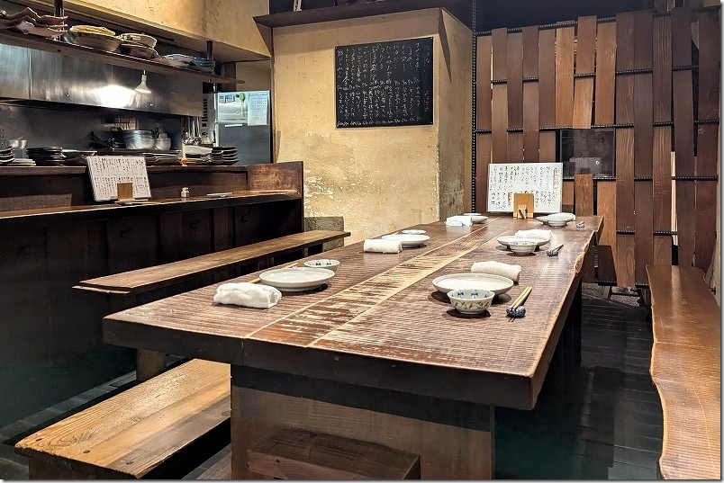 福岡・赤坂 雄屋(たけや) 店内様子・テーブル席・飲み会 福岡・赤坂 雄屋(たけや) 店内様子・テーブル席・飲み会