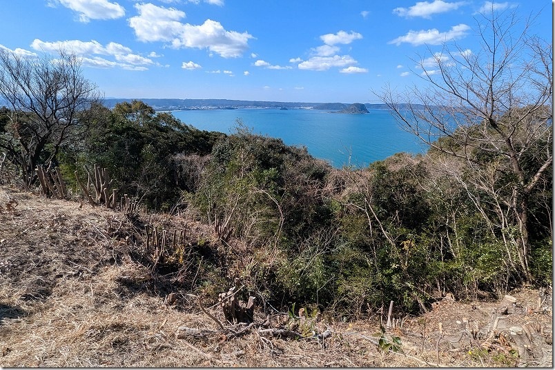 魚見台公園 展望台 木が伐採直後で見晴らし開けてました