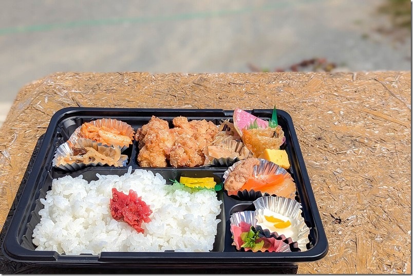 「七山農園 なかむらや」でランチ 500円の唐揚げ弁当