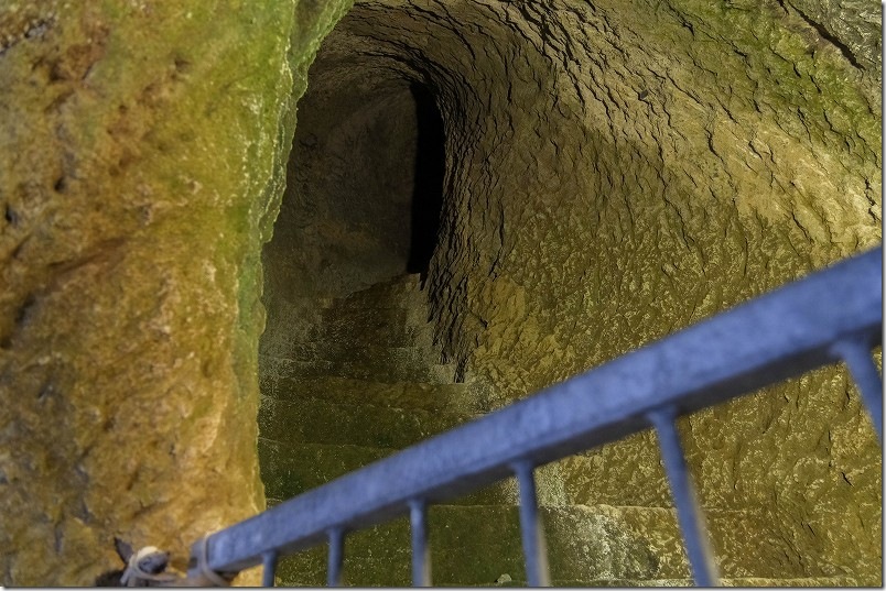 無窮洞 螺旋状の避難道