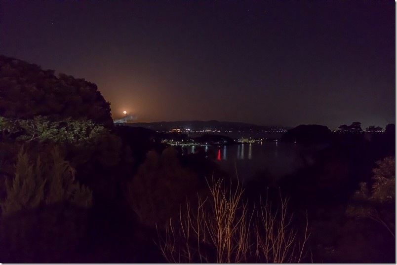 【犬と泊まれる宿】長崎川棚町「KawanTanyanの宿」から見た夜景・星空