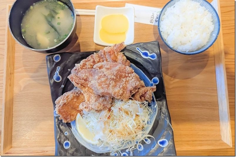 「食事処ふゅうじょん」のランチ｜満足度高くリーズナブル（唐揚げ定食）