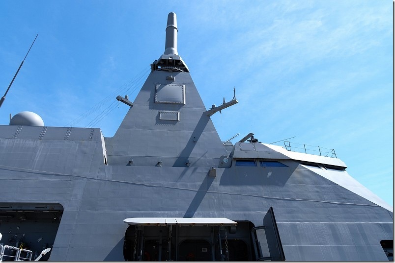 護衛艦「のしろ」外観｜側面