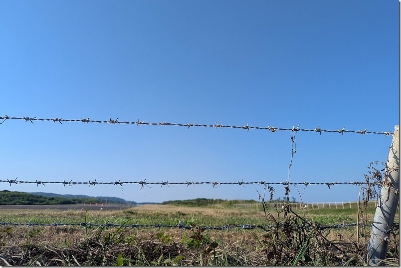 壱岐空港の滑走路下を歩く|壱岐・繁屋千賀荘から散策 壱岐空港の滑走路下を歩く|壱岐・繁屋千賀荘から散策