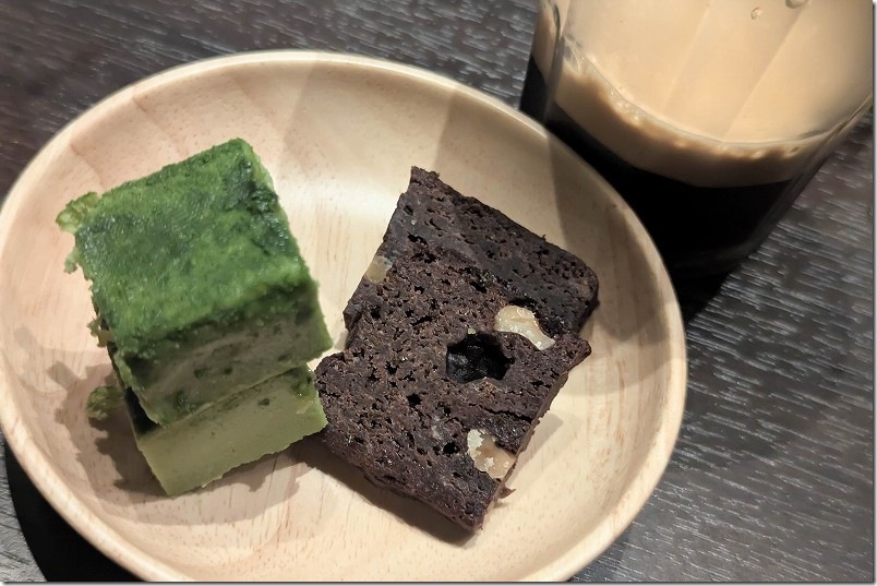 Precious ONO HAKATAでランチ|ガトーショコラ、抹茶テリーヌ、コーヒー Precious ONO HAKATAでランチ|ガトーショコラ、抹茶テリーヌ、コーヒー