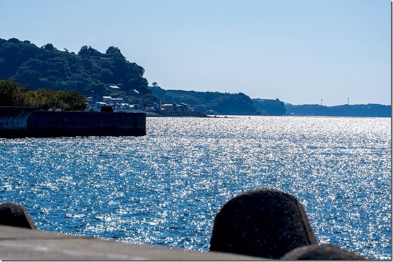 ほっとふっと105から見た小浜温泉の海、光り輝いて綺麗