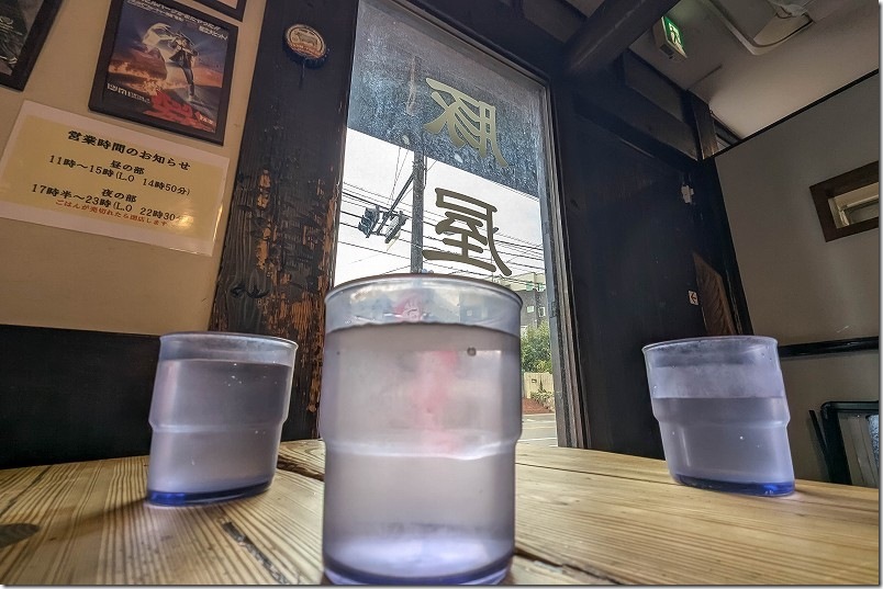 豚屋食堂の店内（福岡市城南区七隈・福大近く）