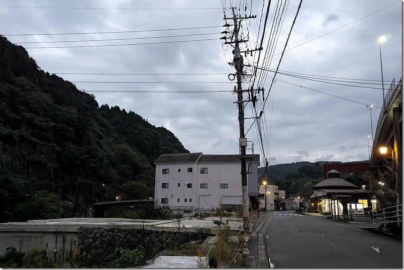 2026年10月に訪れた天ヶ瀬駅前|駅前が取り壊された後 2026年10月に訪れた天ヶ瀬駅前|駅前が取り壊された後