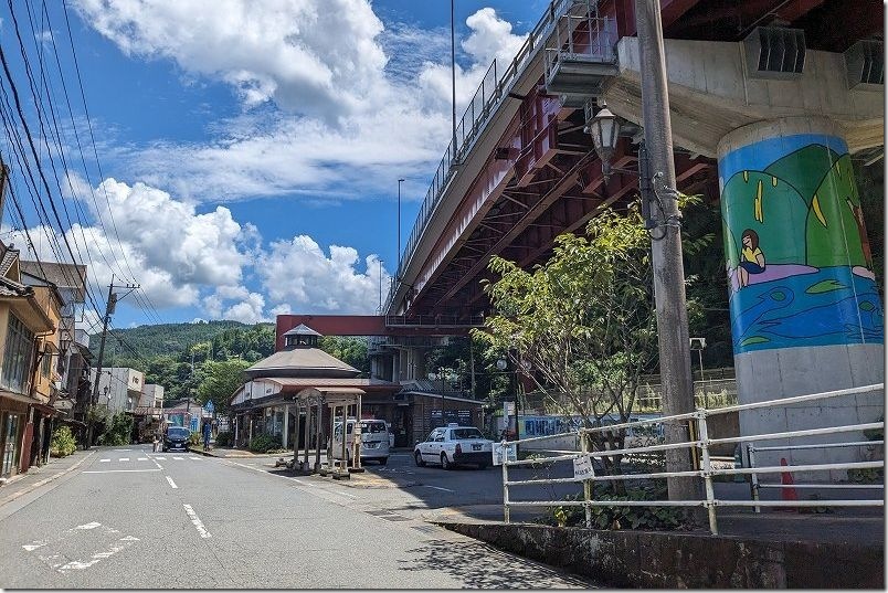 2023年8月に訪れた天ヶ瀬駅前|駅前が取り壊される前 2023年8月に訪れた天ヶ瀬駅前|駅前が取り壊される前
